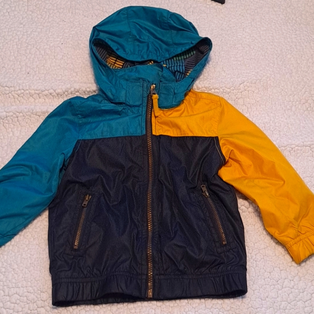Oshkosh toddler multicolored lightweight jacket size 2T